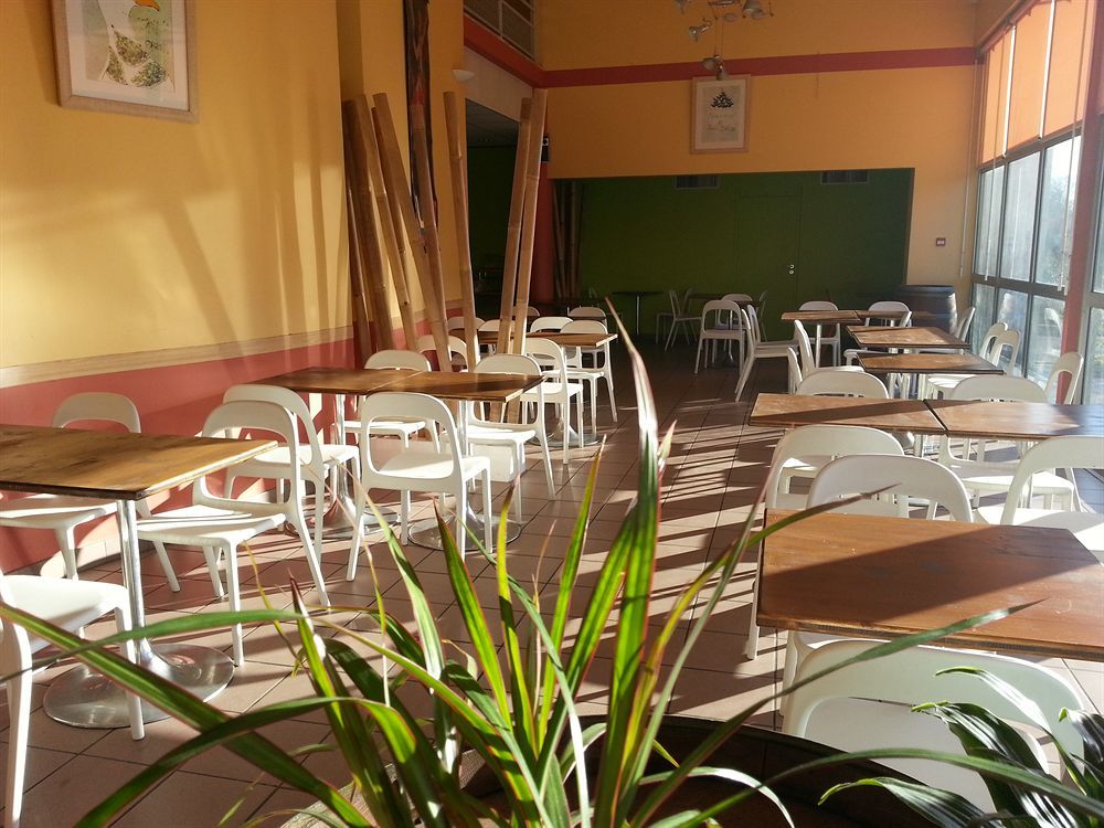 Auberge De Jeunesse Hi Bordeaux-Blanquefort - Ex Otellia Dış mekan fotoğraf